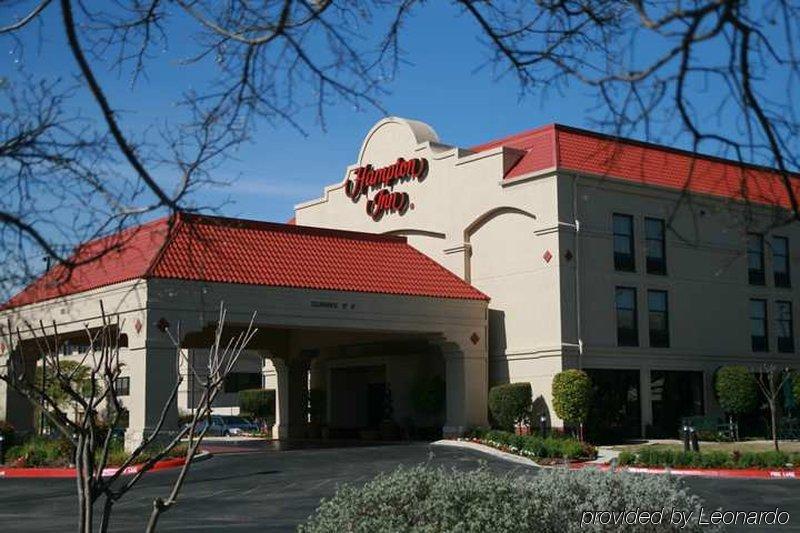 Hampton Inn San Antonio Stone Oak Bagian luar foto